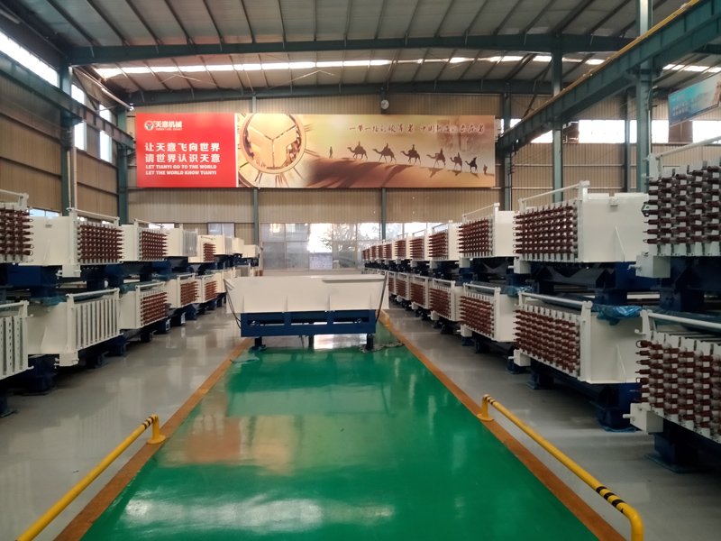 江西輕質(zhì)隔墻板機設(shè)備介紹，墻板機廠家